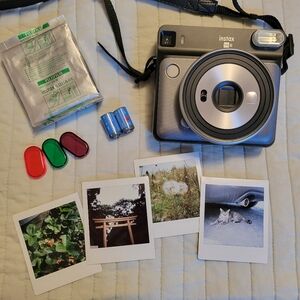 Instant Camera